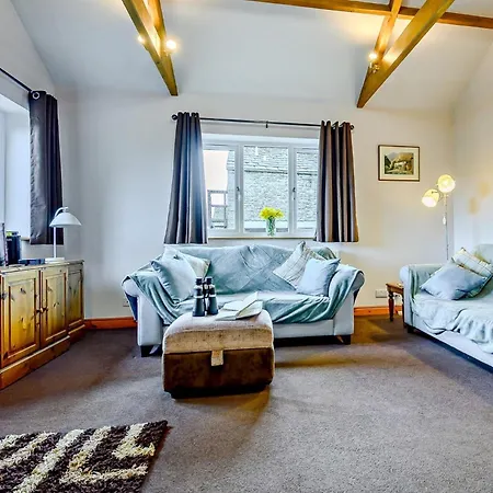 3 Bed In 91262 *